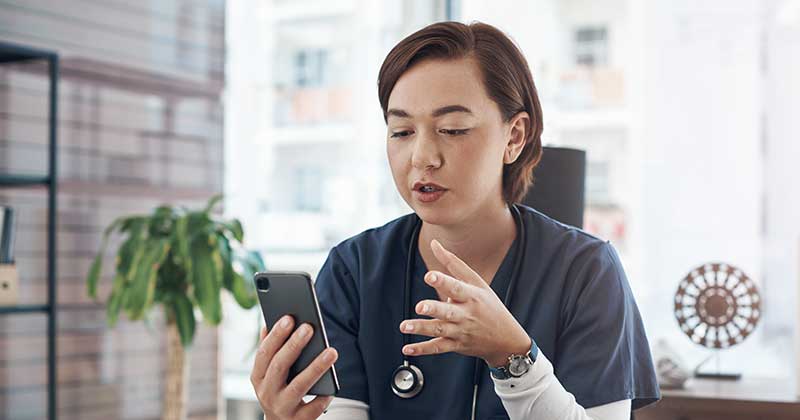 Doctor videocall using phone