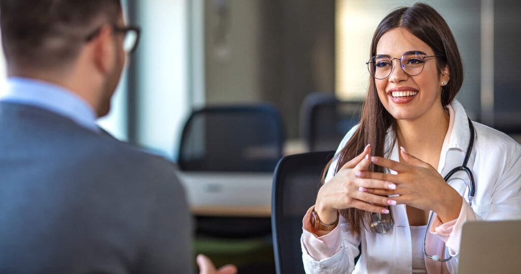 8 Advantages of a Cashless Healthcare Practice